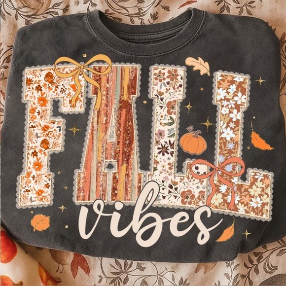 Fall vibes shirt - Picture 1 of 1